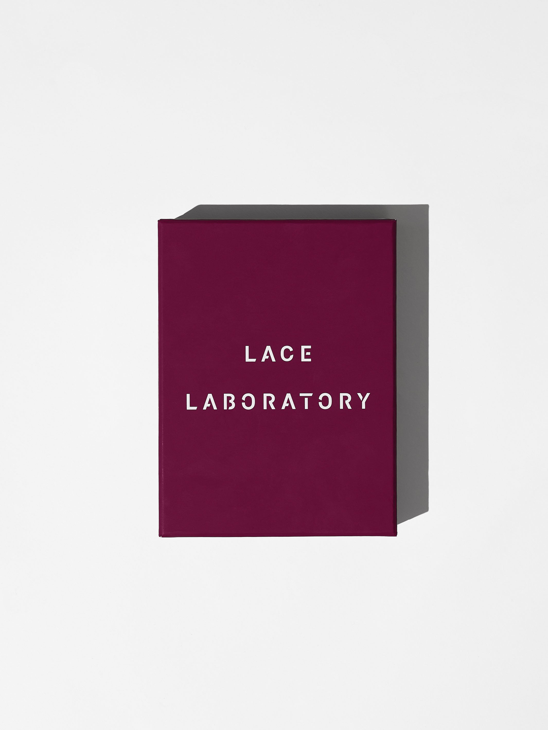 Presentbox 3 Pack Lace Thong - Svart, Röd, Vit